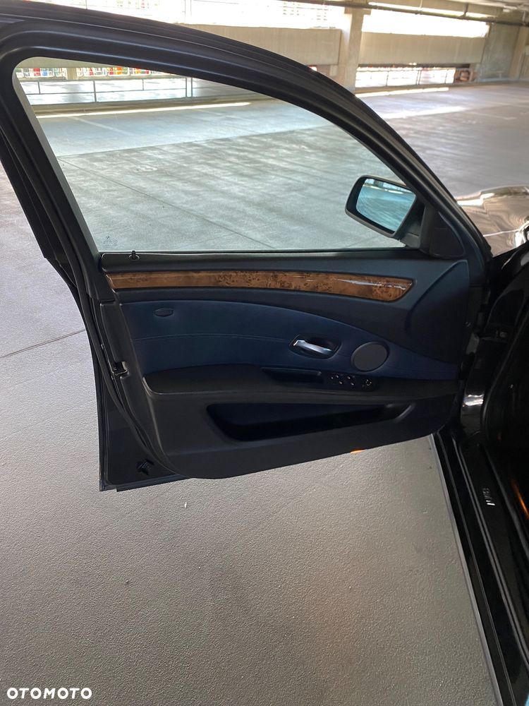 BMW Seria 5 - 12