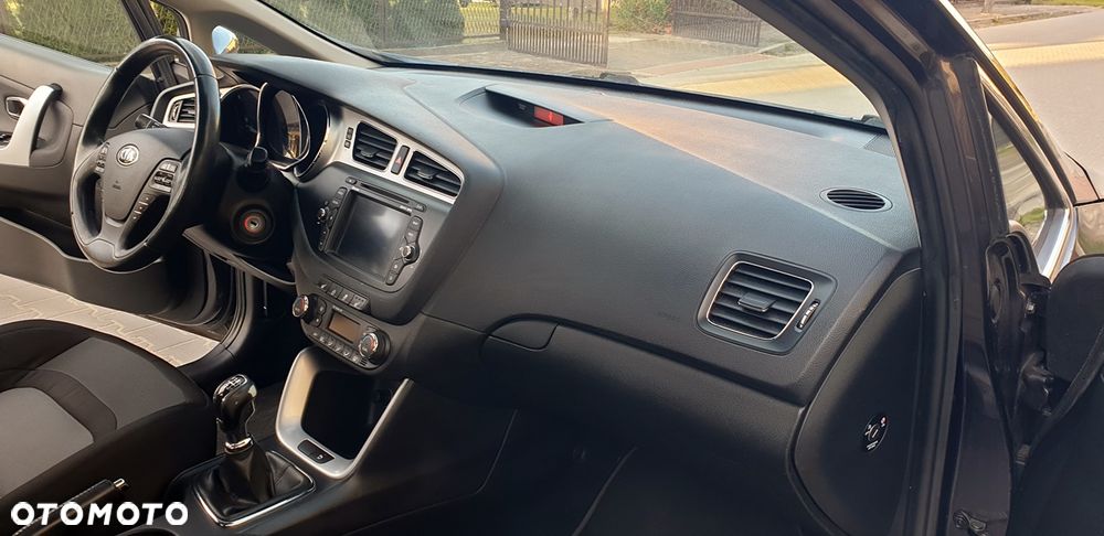 Kia Ceed 1.6 GDI ISG Spirit - 7