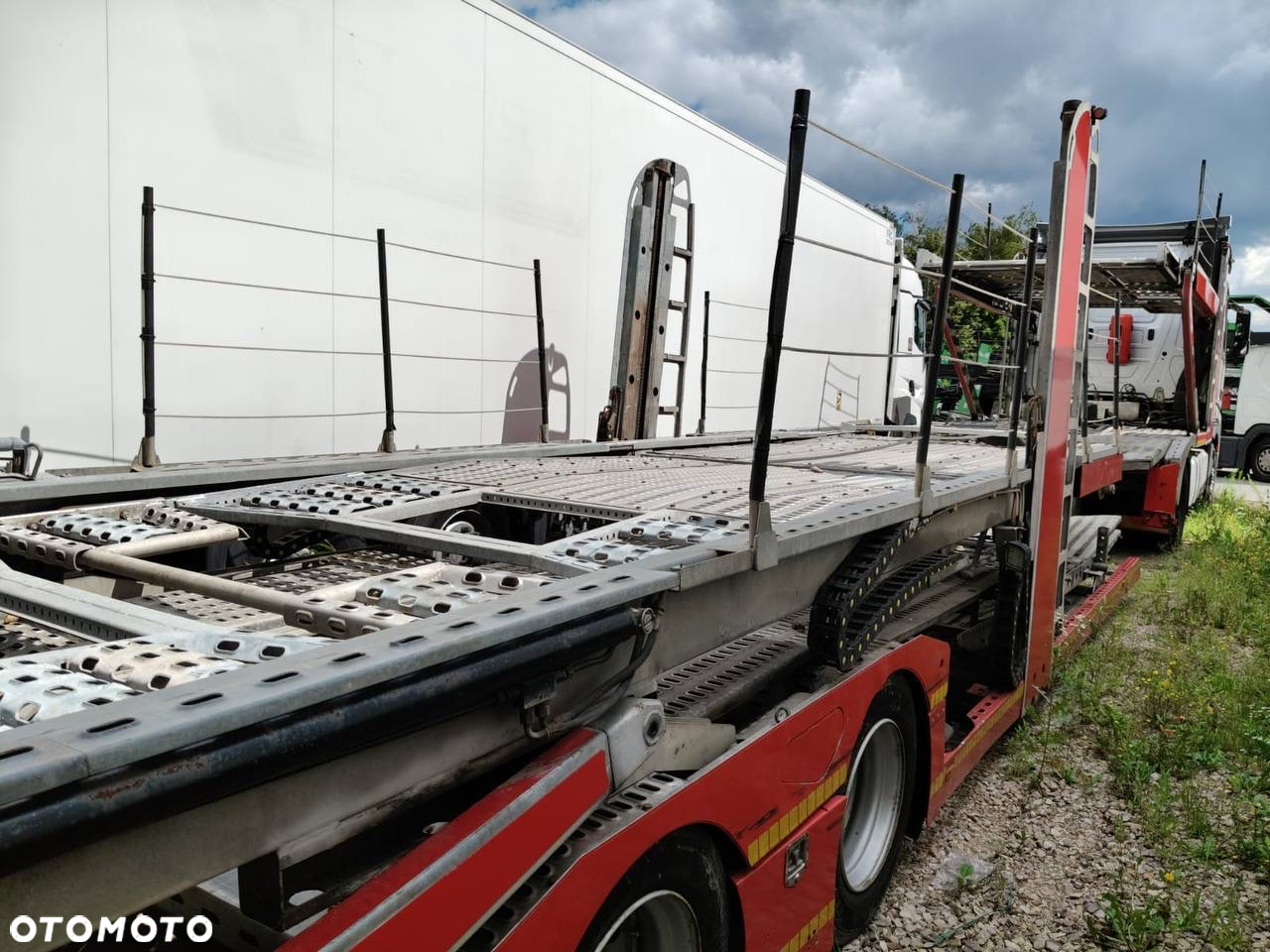 Mercedes-Benz ACTROS - 10