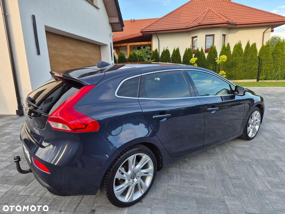 Volvo V40 - 30