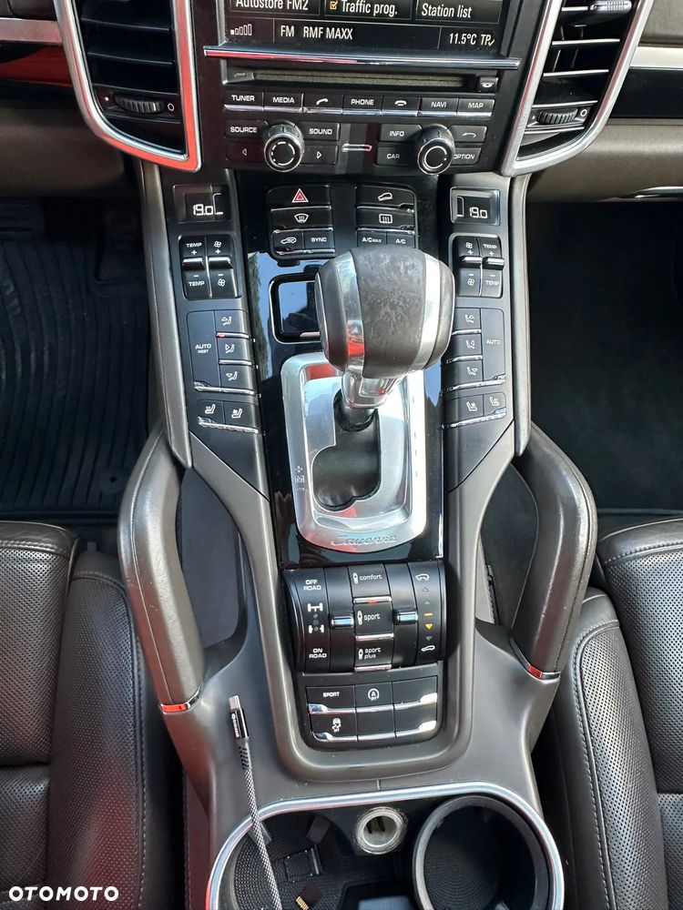 Porsche Cayenne Diesel Platinum Edition - 20