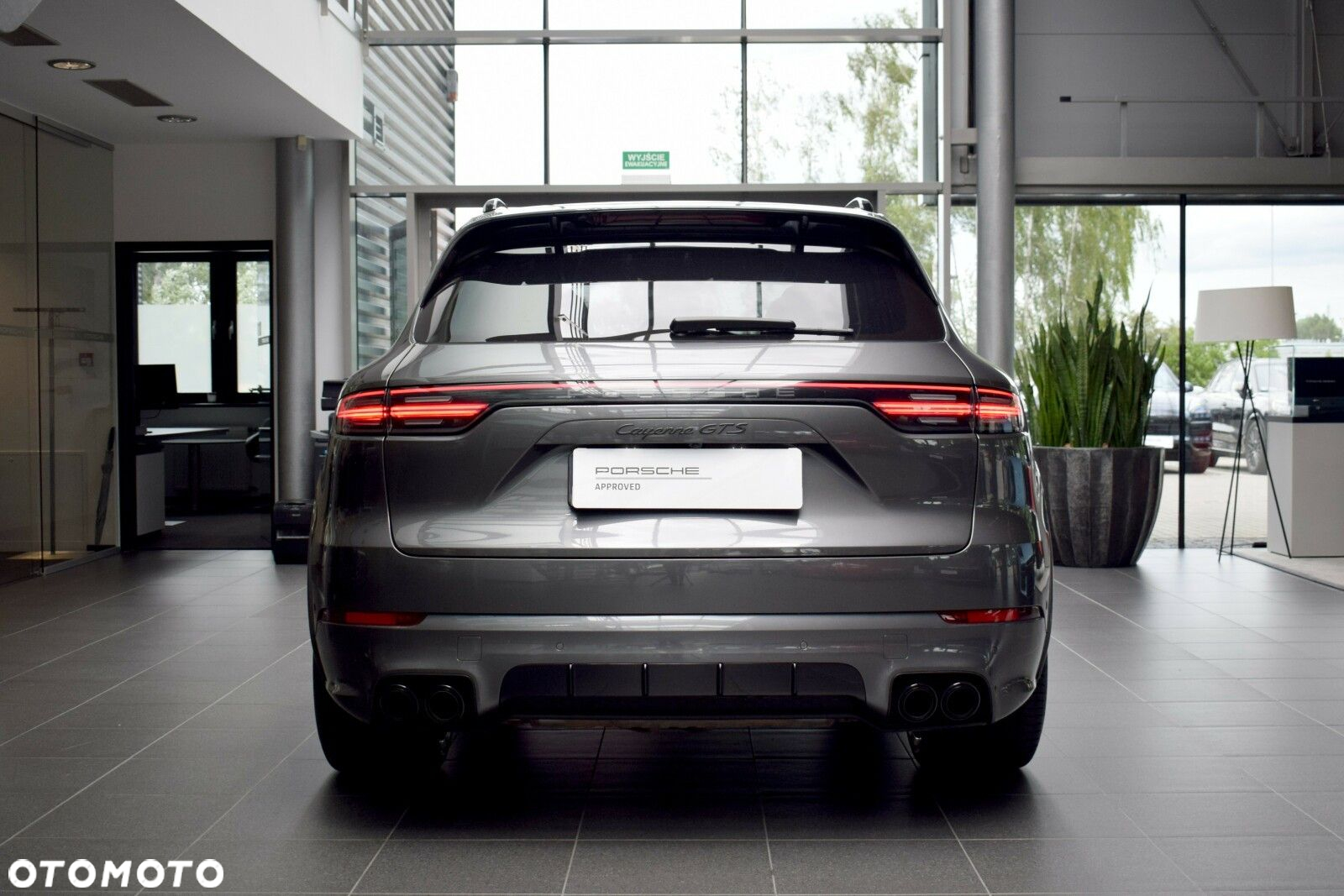 Porsche Cayenne GTS - 6