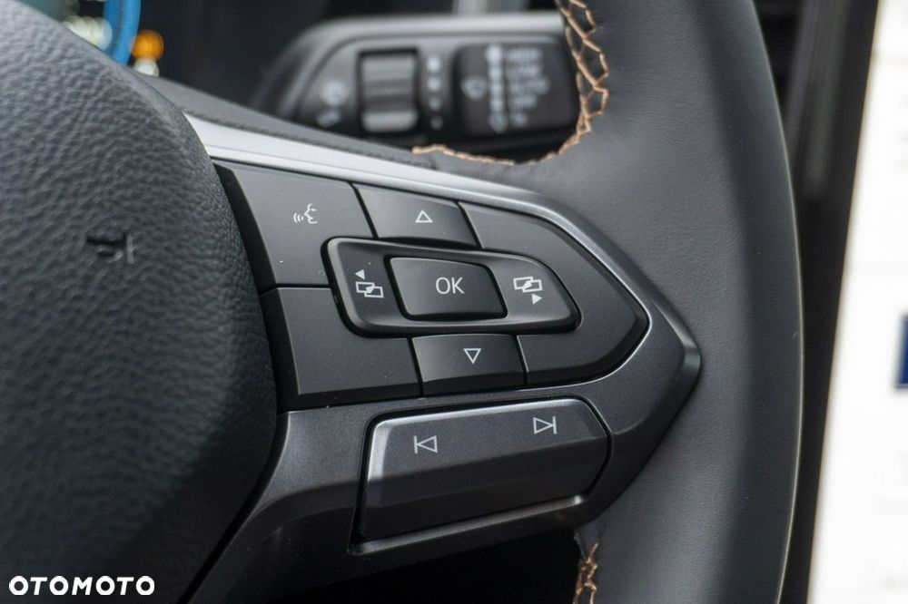 Volkswagen Amarok - 33