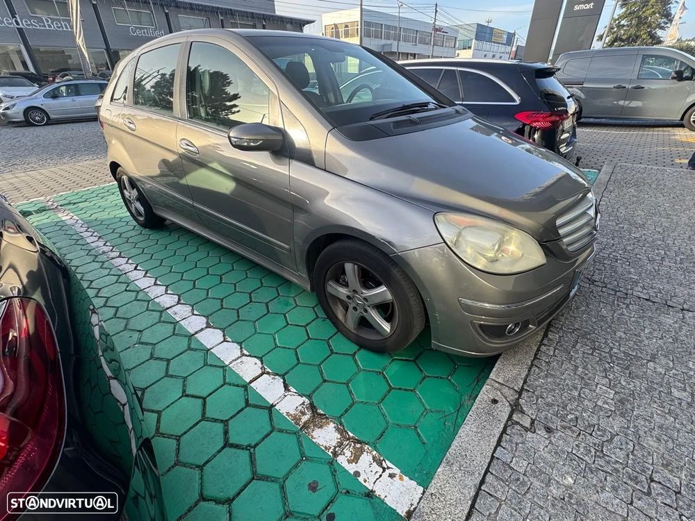 Mercedes-Benz B 200 CDI - 1