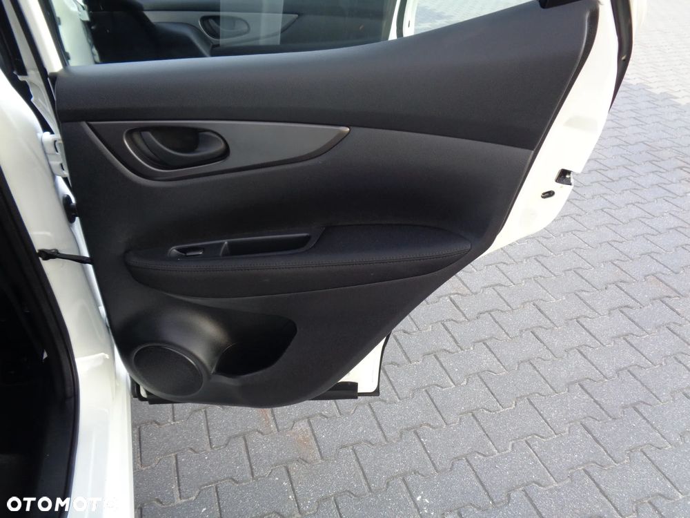 Nissan Qashqai 1.2 DIG-T Tekna+ - 26