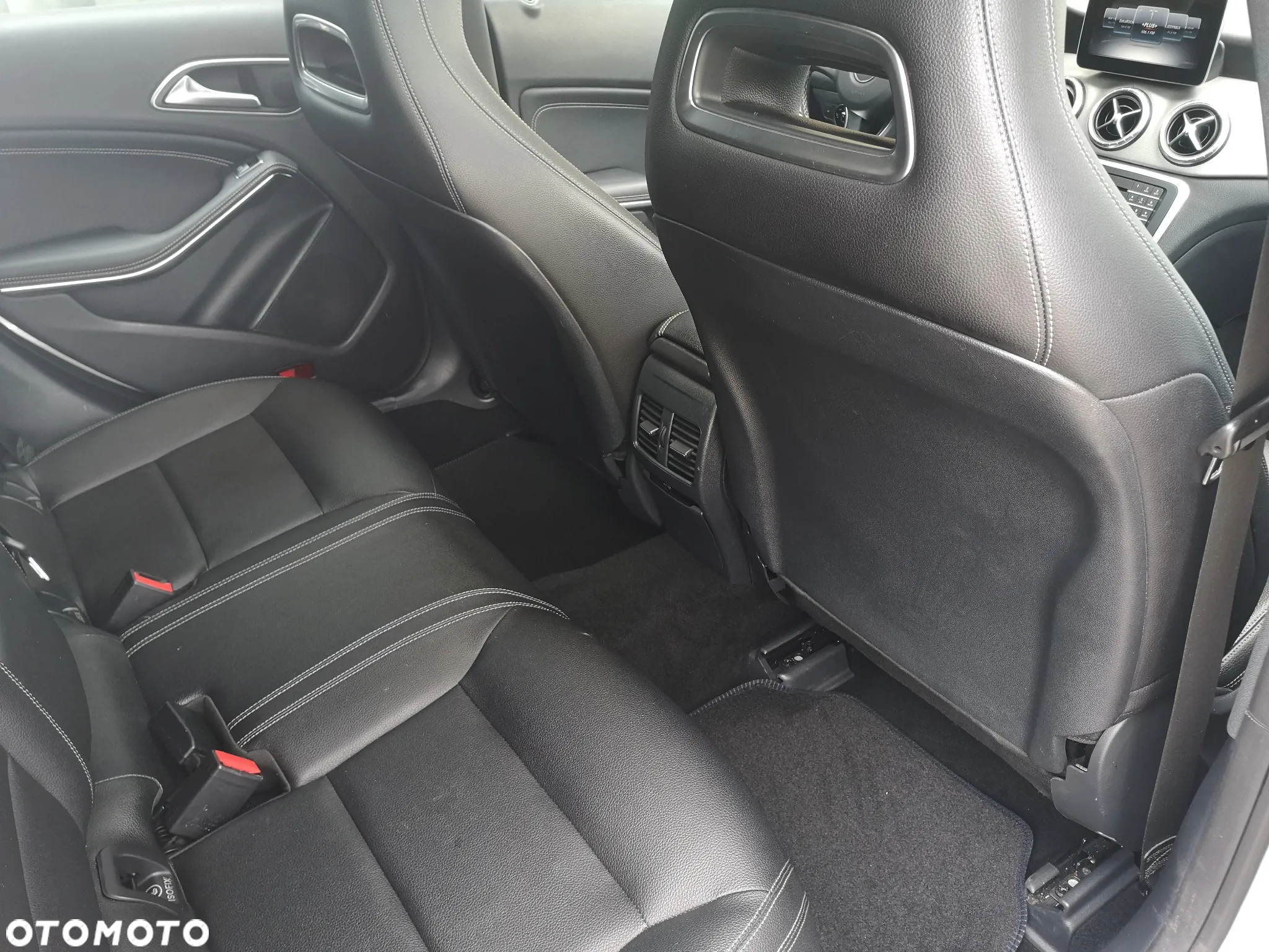 Mercedes-Benz CLA - 18