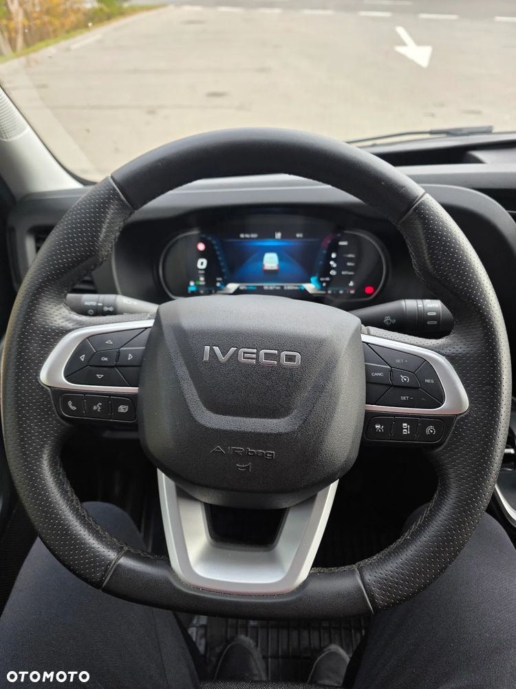 Iveco Daily 35S18 - 21