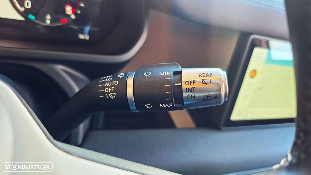 Land Rover Defender 2.0 D 110 AWD S - 17