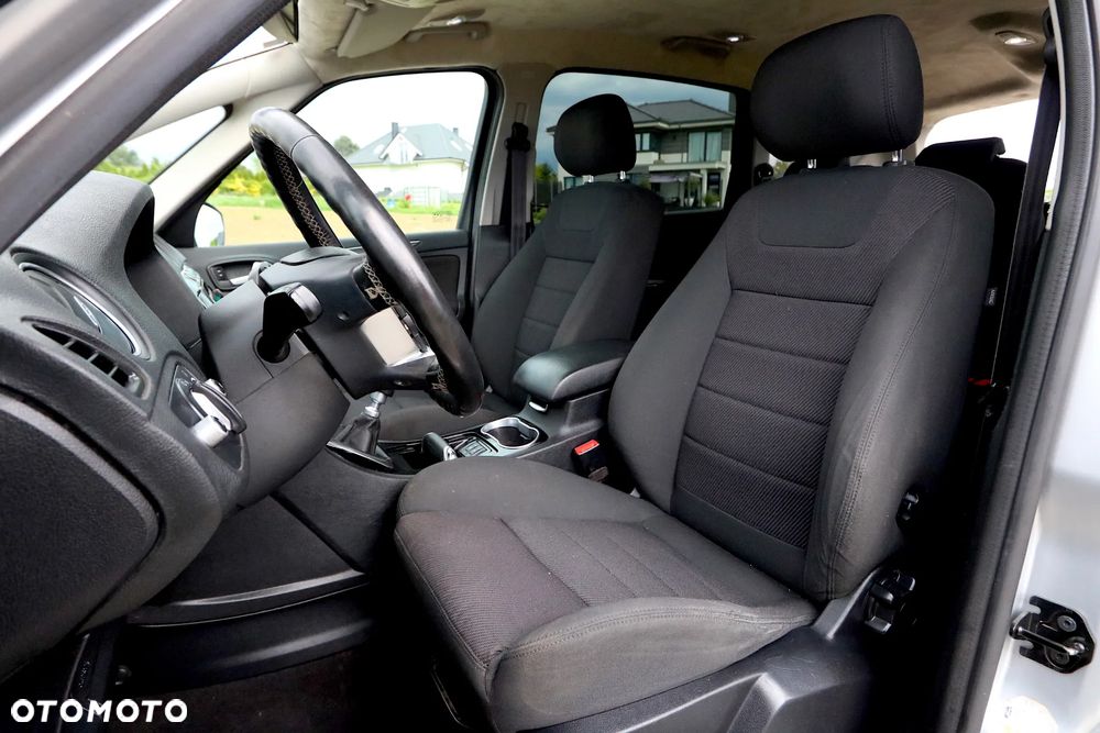 Ford S-Max 2.0 TDCi DPF Titanium - 33