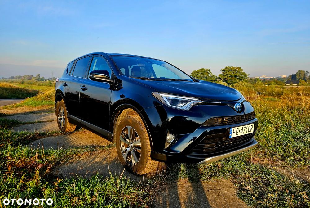 Toyota RAV4 - 2
