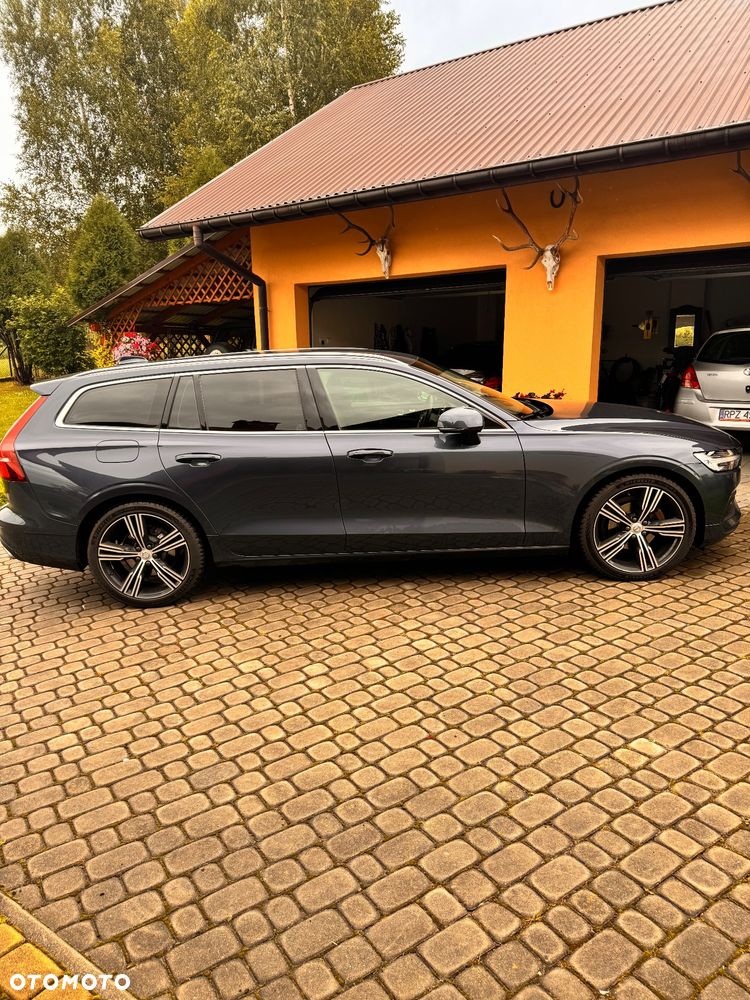 Volvo V60 D3 Momentum Pro - 8
