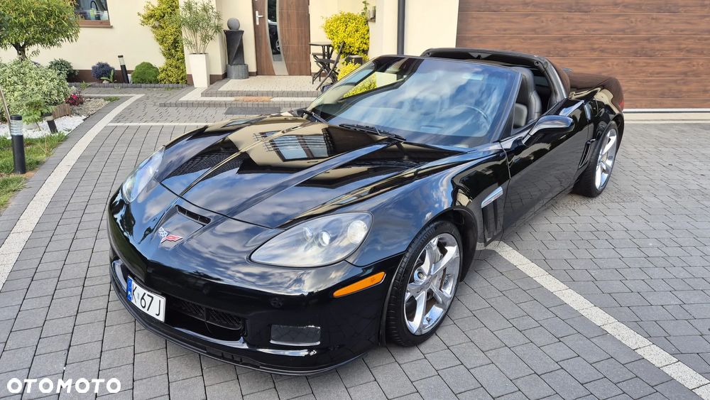 Chevrolet Corvette - 32