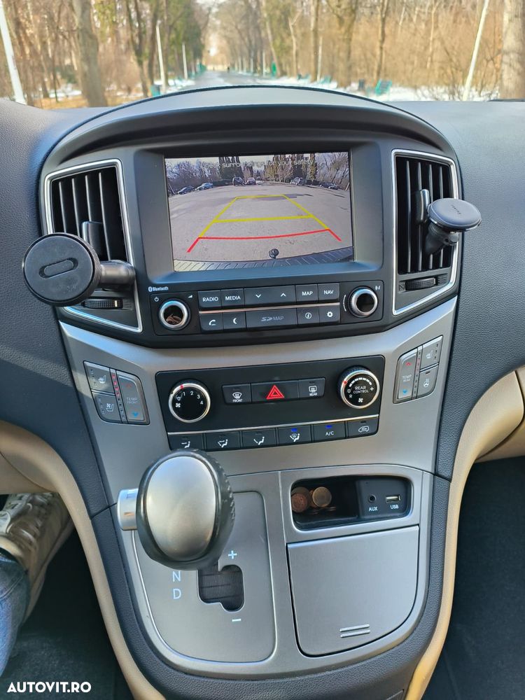 Hyundai H-1 2.5 CRDi Travel Premium - 11