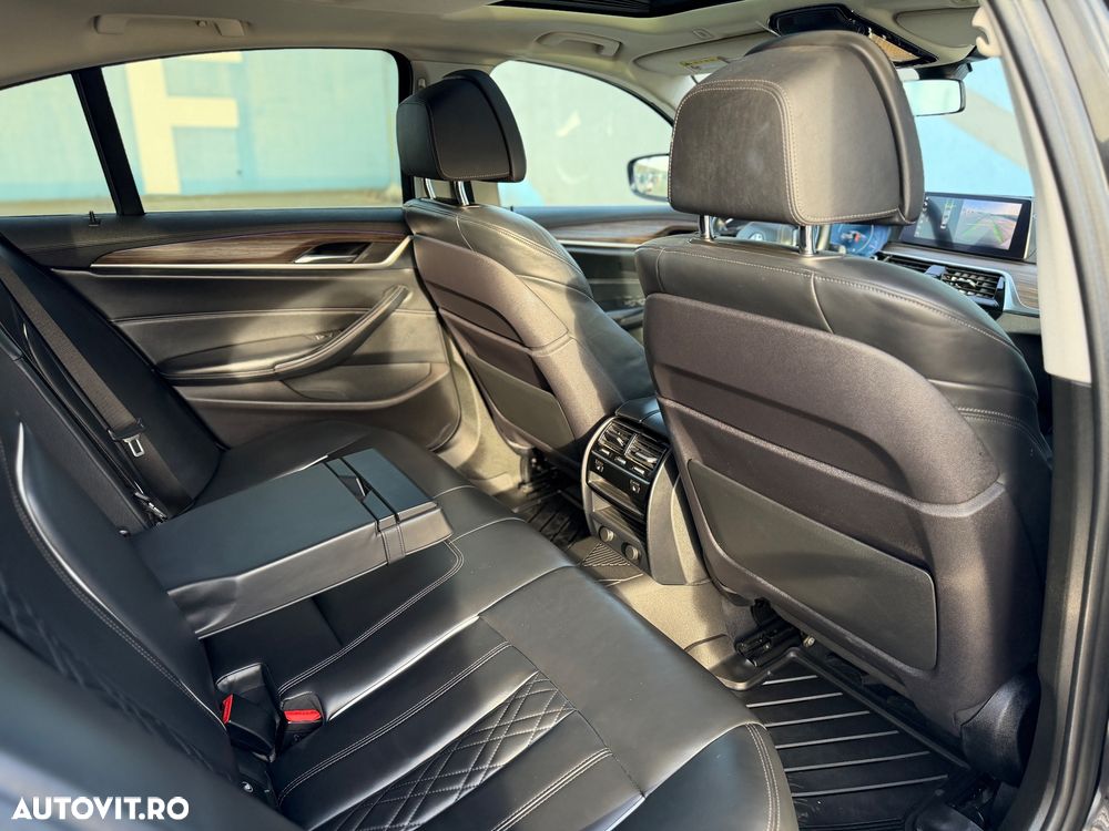 BMW Seria 5 520d xDrive Aut. Luxury Line - 17