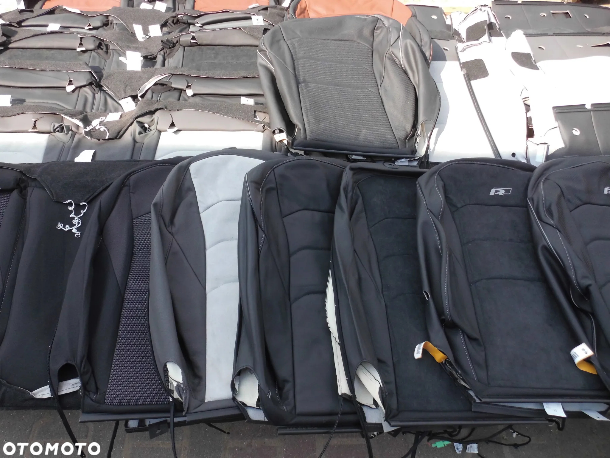 FOTEL FOTELE SIEDZISKO OPARCIE PRAWE LEWE POSZYCIE TAPICERKA SKORA PERFOROWANA TITANSCHWARZ QZB VOLKSWAGEN ARTEON 3G8 ORYGINAŁ - 19