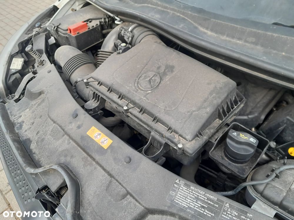 Mercedes-Benz VITO - 19