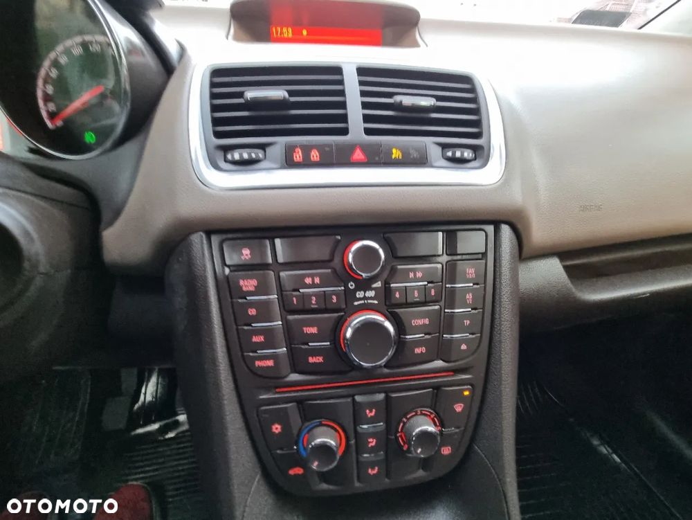 Opel Meriva 1.4 T Edition 150 S&S - 30