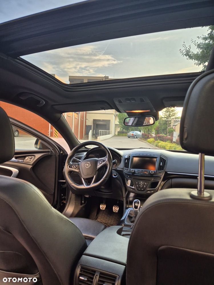 Opel Insignia - 2