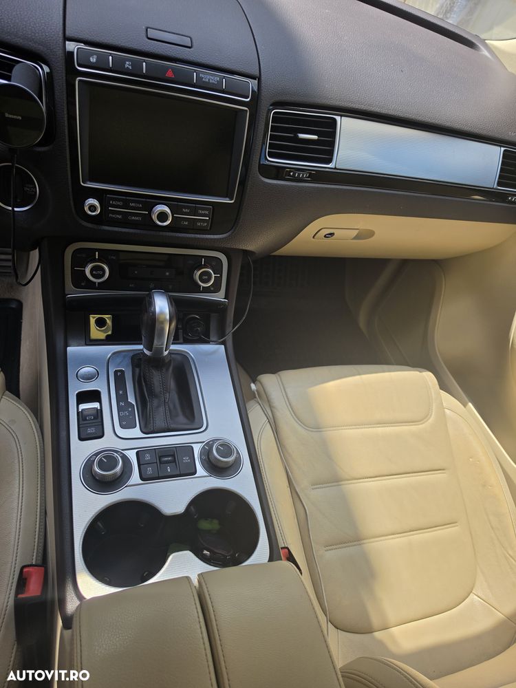 Volkswagen Touareg 3.0 V6 TDI BMT - 6