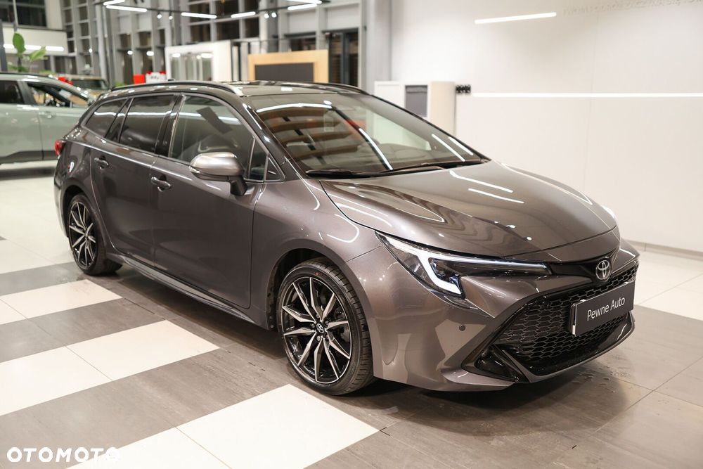 Toyota Corolla 2.0 Hybrid GR Sport Dynamic - 3