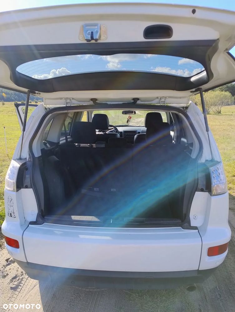 Mitsubishi Outlander 2.4 SE CVT - 7