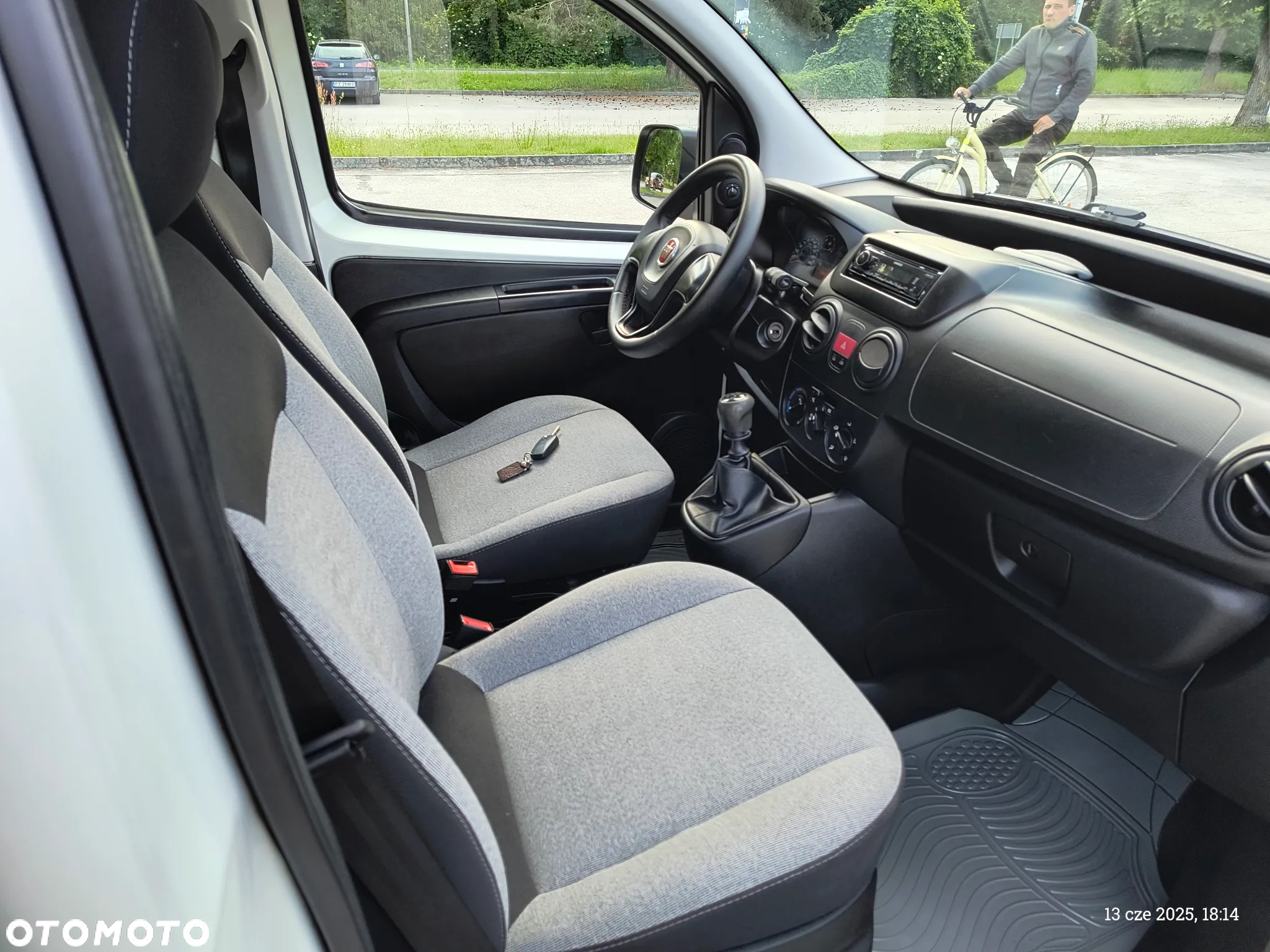 Fiat Fiorino Kombi 1.4 8V Base - 32