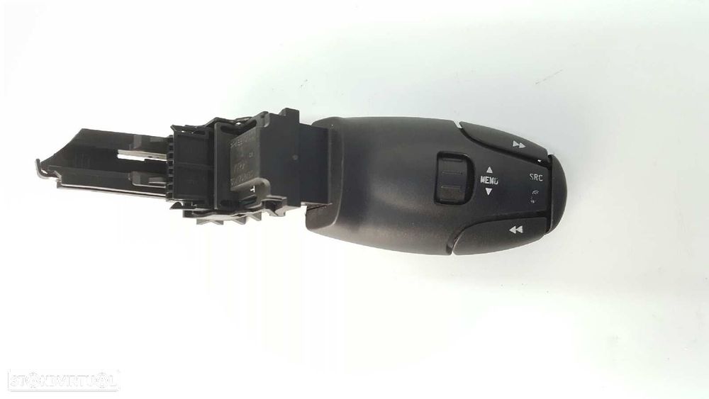 CONTROLE DO SISTEMA DE ÁUDIO / RÁDIO CD PEUGEOT 308 ENVY - 1