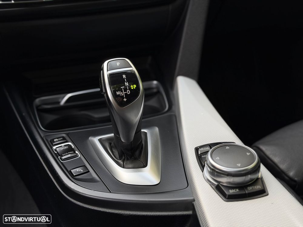 BMW 420 Gran Coupé d Pack M Auto - 14