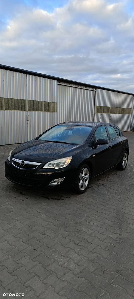 Opel Astra - 16