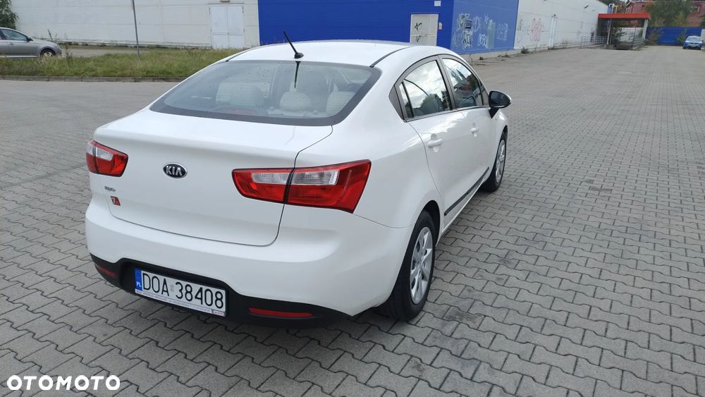 Kia Rio 1.2 M - 7
