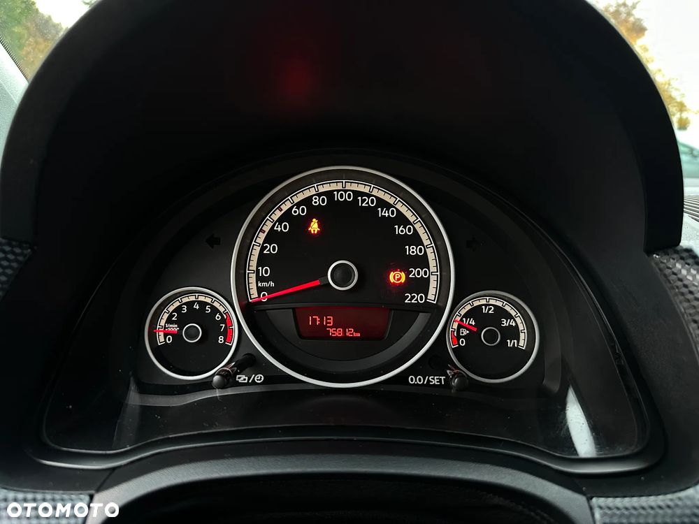 Volkswagen up! - 17