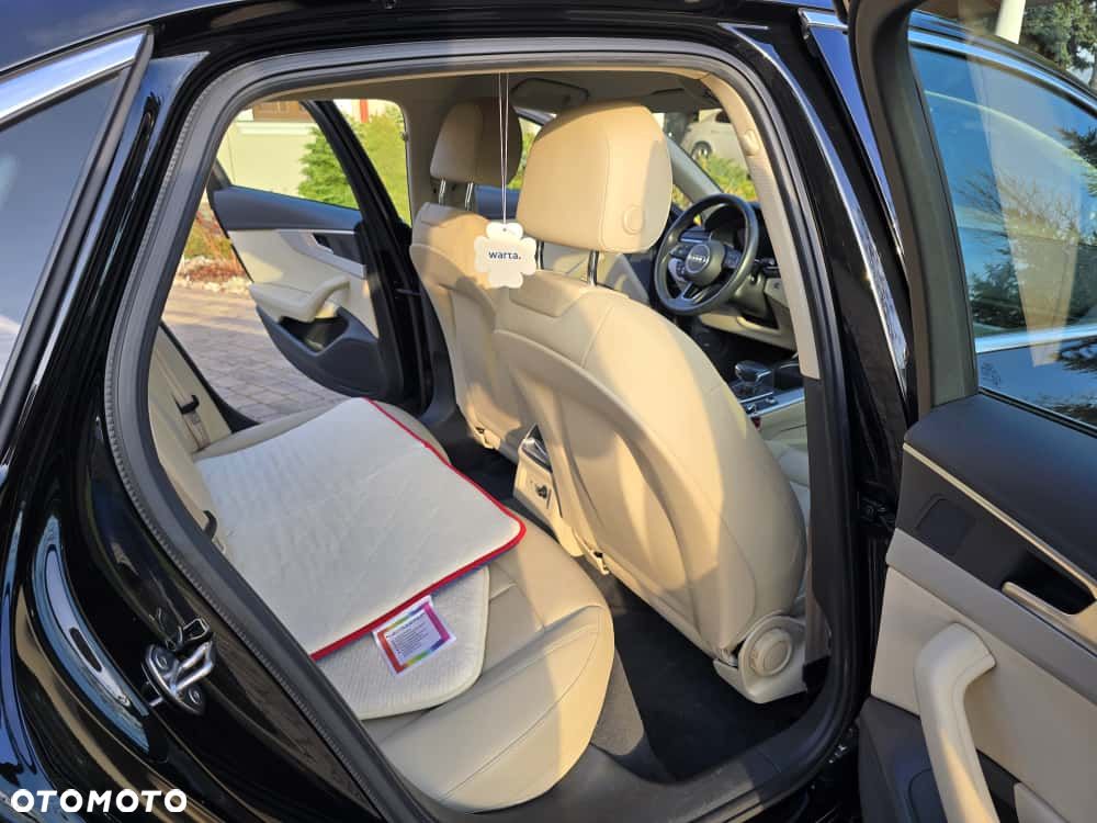 Audi A4 Limousine - 15