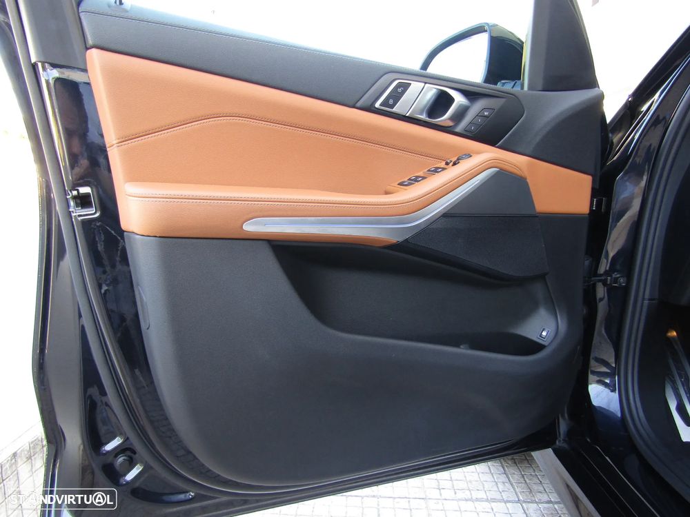 BMW X5 45 e xDrive Pack M - 11