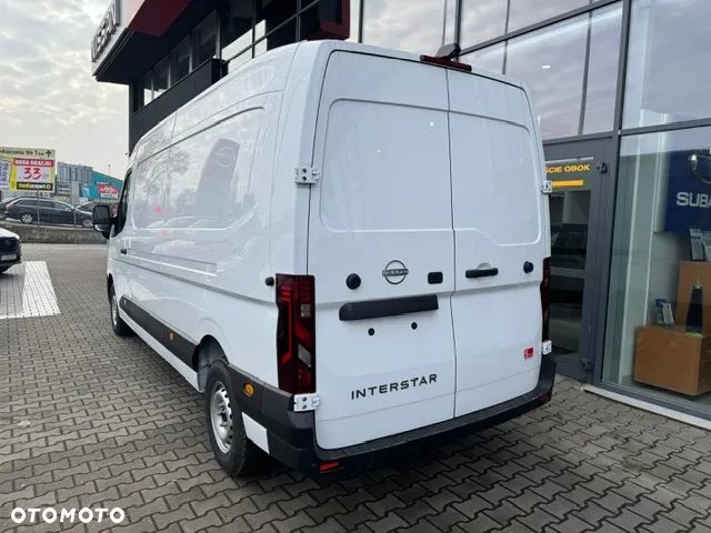 Nissan Interstar - 10