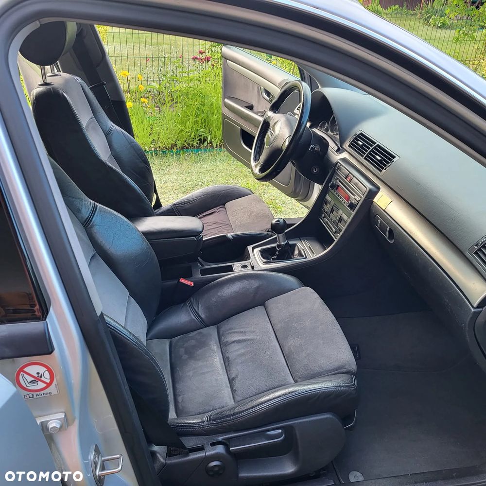 Audi A4 Avant - 14