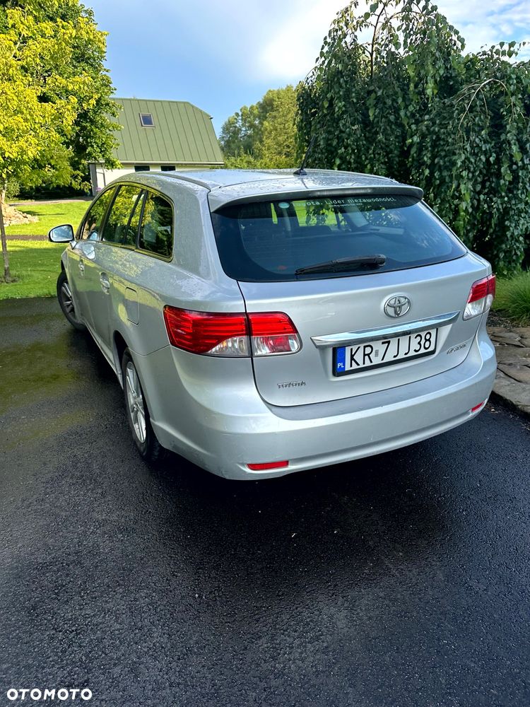 Toyota Avensis 1.8 Sol EU5 - 3