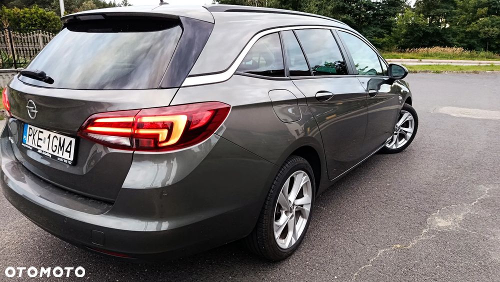 Opel Astra 1.4 Turbo 120 Jahre - 3