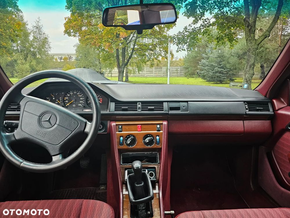 Mercedes-Benz W124 (1984-1993) - 2