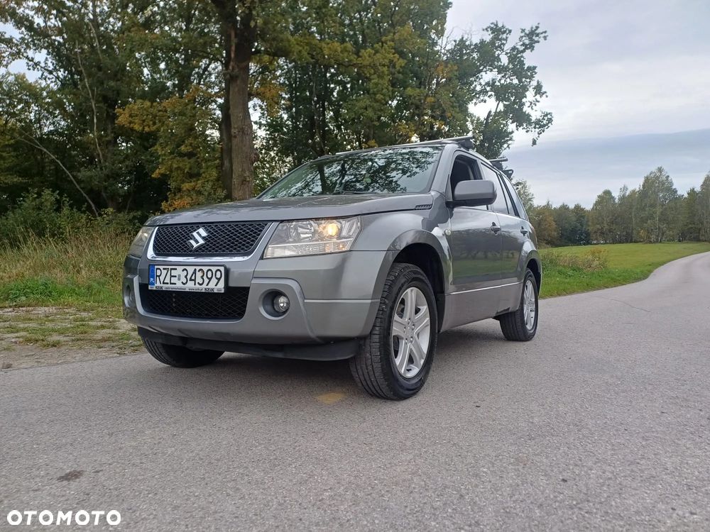 Suzuki Grand Vitara - 2