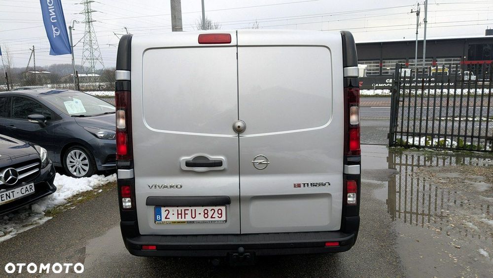 Opel Vivaro - 31