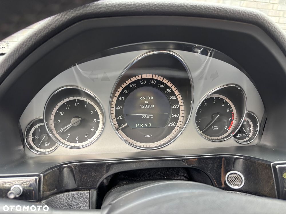 Mercedes-Benz Klasa E - 18