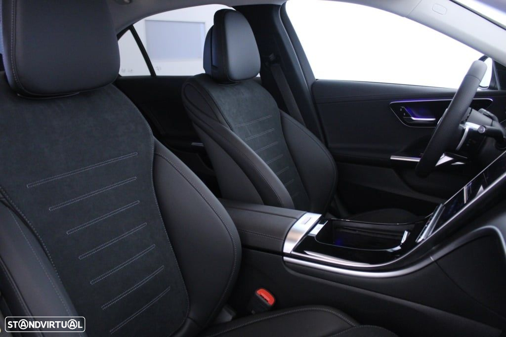 Mercedes-Benz C 300 e AMG Line - 14