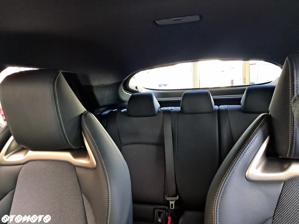 Toyota C-HR 2.0 PHEV Dynamic Force Executive - 8