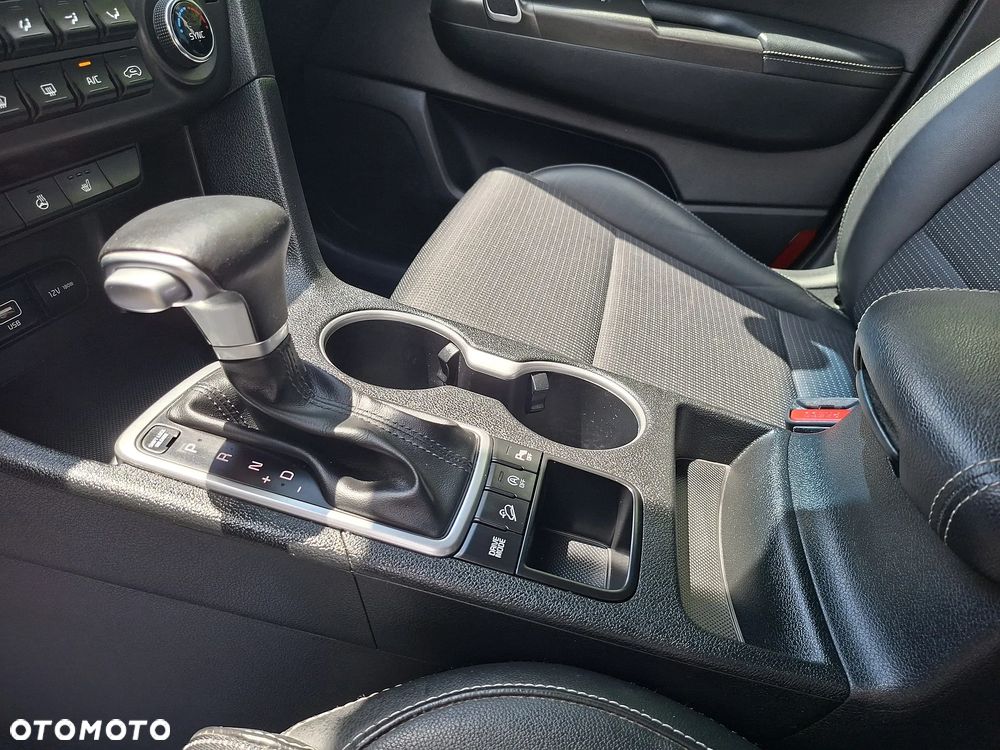 Kia Sportage - 12