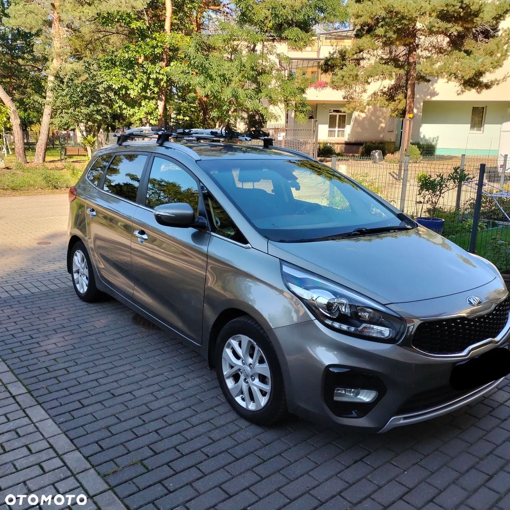 Kia Carens