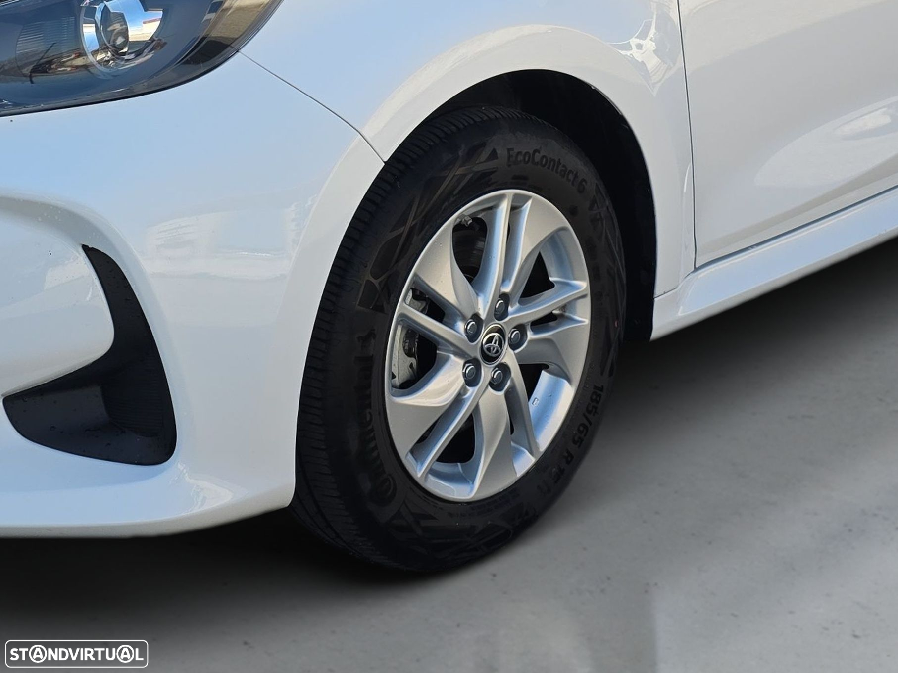 Toyota Yaris 1.5 HDF Comfort Plus - 10