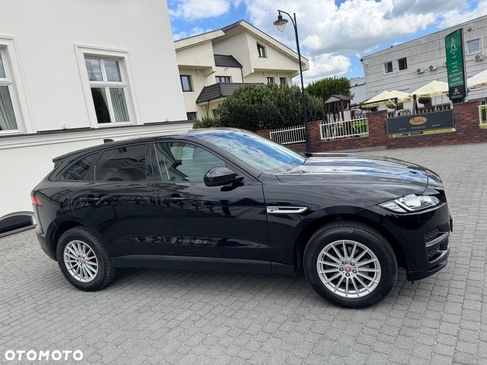 Jaguar F-Pace 20d AWD R-Sport - 8