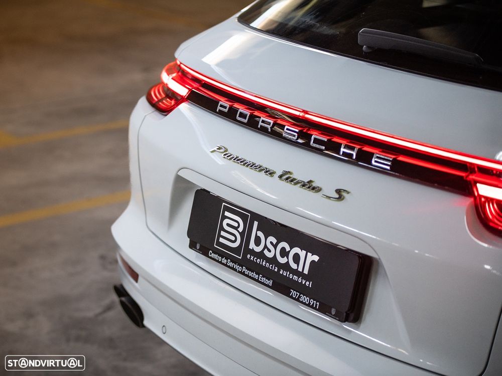 Porsche Panamera Sport Turismo Turbo S E-Hybrid - 7