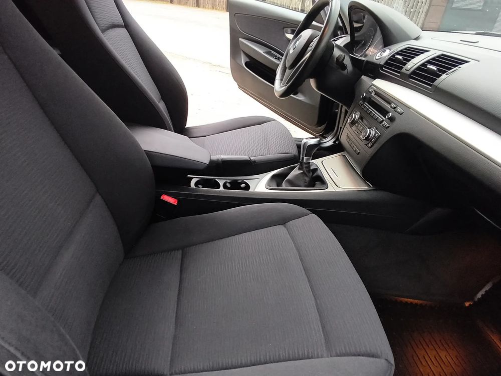 BMW Seria 1 - 18