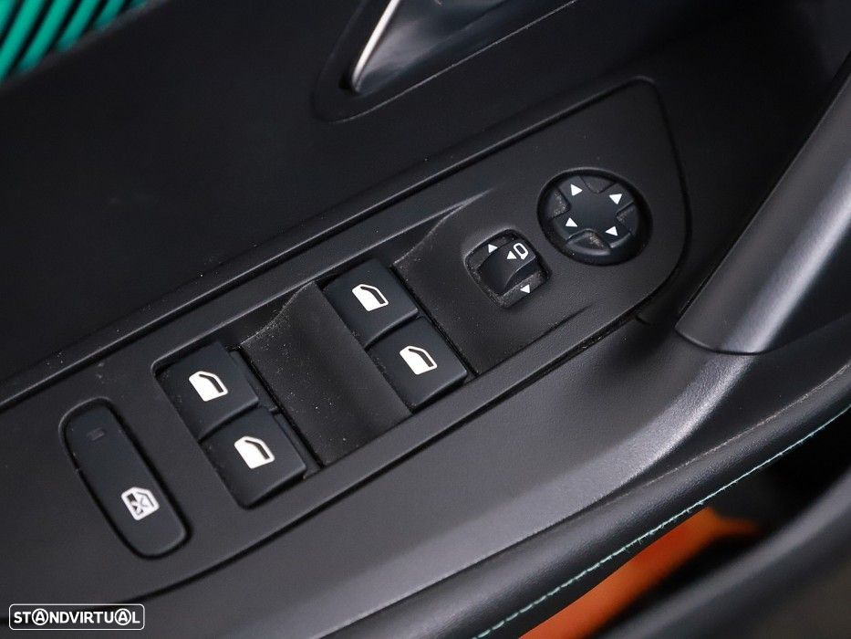 Peugeot e-2008 50 kWh Allure - 21